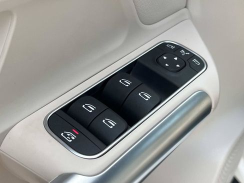 Used 2026 Mercedes-Benz GLA 250 4MATIC image 29