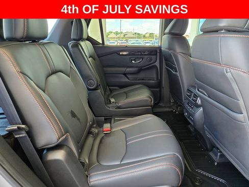 Used 2023 Honda Pilot TrailSport image 25