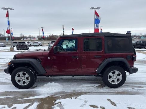 Used 2021 Jeep Wrangler Unlimited Sport image 8