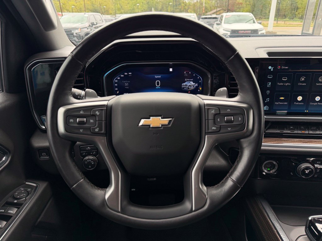 Used 2023 Chevrolet Silverado 1500 LT AWD/4WD image 21