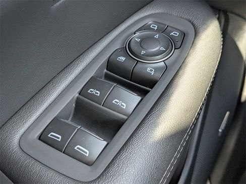 Certified 2025 Cadillac XT5 Premium Luxury image 30