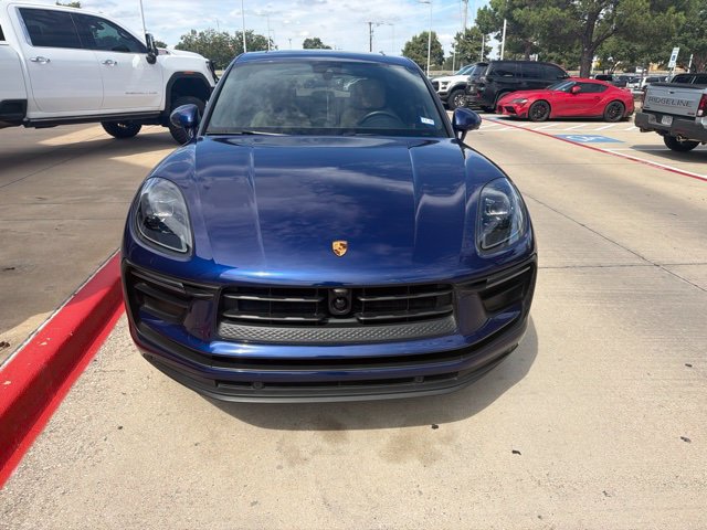 Used 2024 Porsche Macan AWD/4WD image 8