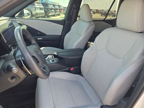 Used 2024 Lexus TX 350 AWD w/ Technology Package image 10