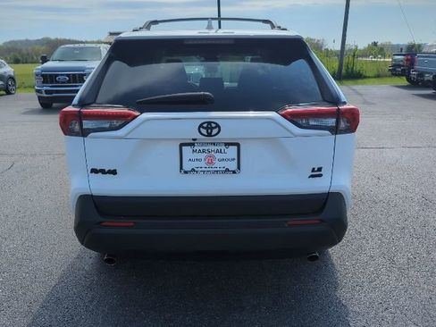 Used 2020 Toyota RAV4 LE w/ All Weather Liner Package AWD/4WD image 25