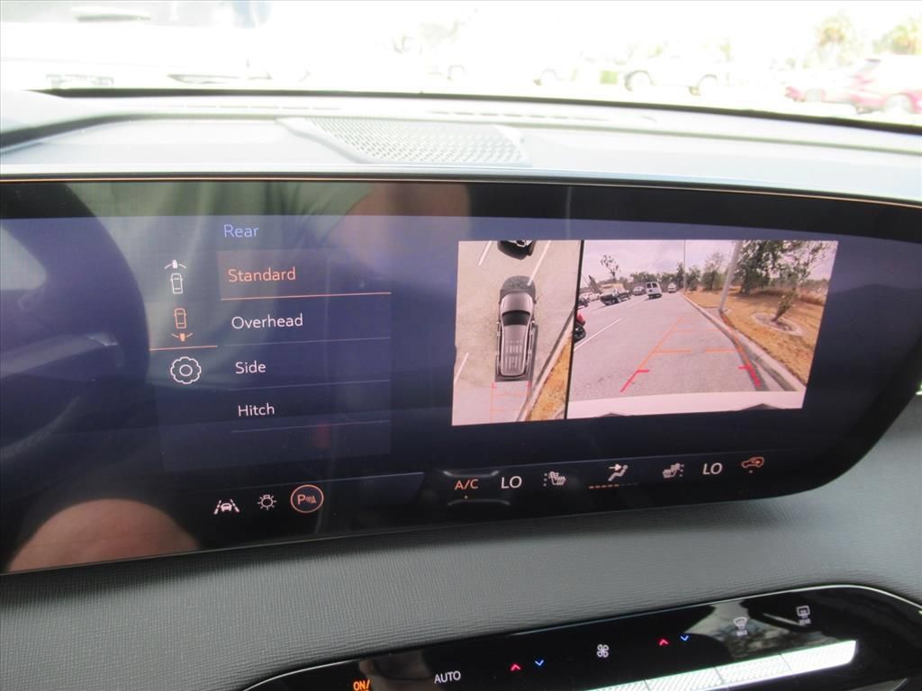 New 2026 Buick Enclave Preferred w/ Power Package FWD image 25