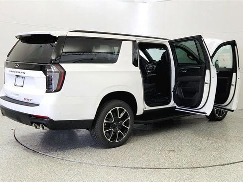 New 2026 Chevrolet Suburban RST w/ Comfort Package image 12