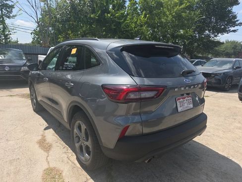 Used 2025 Ford Escape ST-Line AWD/4WD image 8