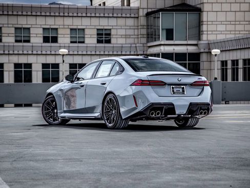 New 2026 BMW M5 w/ Carbon Package AWD/4WD image 4