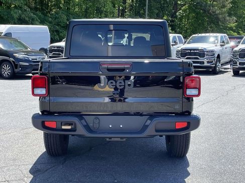 New 2026 Jeep Gladiator Sport AWD/4WD image 7