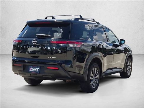 Used 2024 Nissan Pathfinder SV AWD/4WD image 5