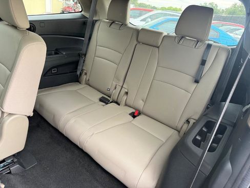 Used 2022 Honda Pilot Special Edition image 14