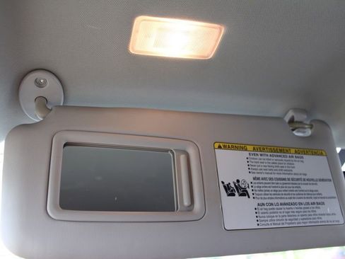 Used 2015 Toyota RAV4 LE image 35