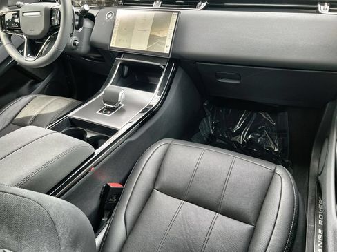 Certified 2024 Land Rover Range Rover Evoque Dynamic SE AWD/4WD image 14