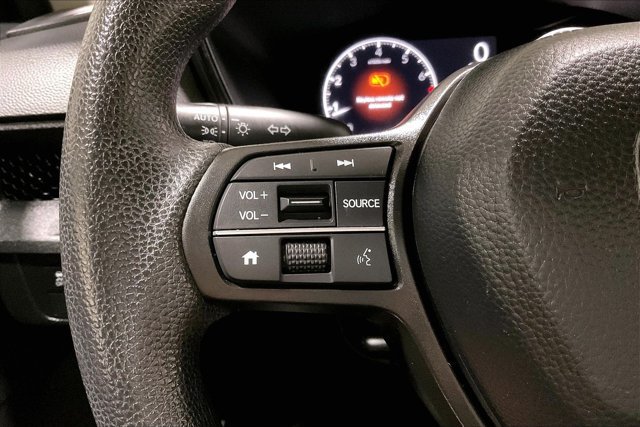 Used 2025 Honda CR-V LX image 18
