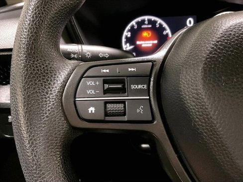 Used 2025 Honda CR-V LX image 18