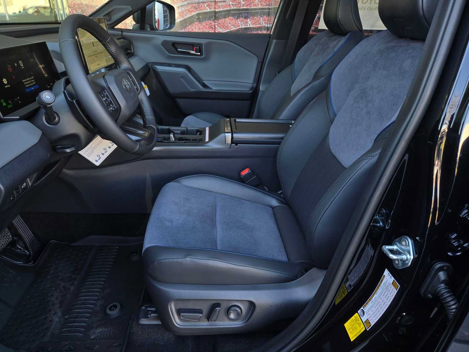 New 2026 Toyota RAV4 XSE w/ Panoramic Sun Roof Package AWD/4WD image 10