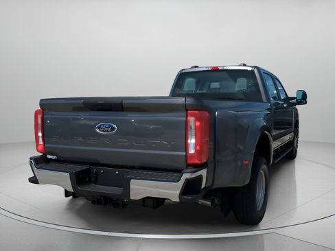 New 2026 Ford F350 XL w/ XL Chrome Package image 28