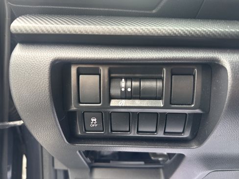 Used 2017 Subaru Impreza 2.0i AWD/4WD image 20