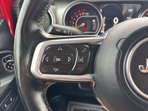 Used 2020 Jeep Gladiator Overland image 12