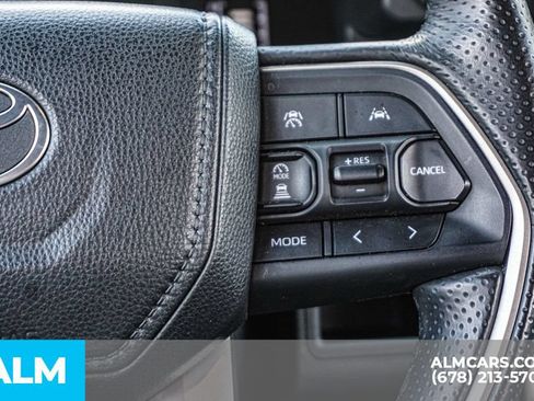 Used 2025 Toyota 4Runner SR5 RWD image 32