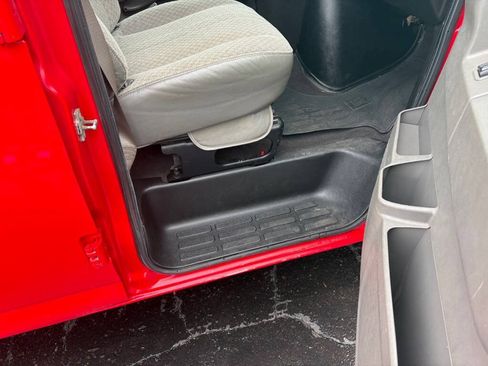 Used 2020 Chevrolet Express 3500 LS RWD image 19