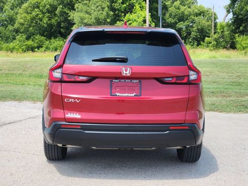 Used 2024 Honda CR-V LX image 6
