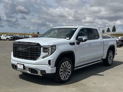 New 2026 GMC Sierra 1500 Denali Ultimate image 7