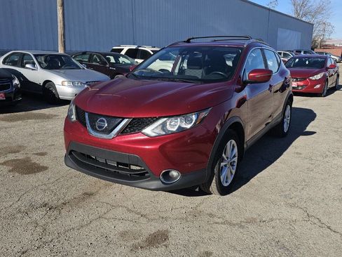 Used 2019 Nissan Rogue Sport SV w/ All-Weather Package image 1