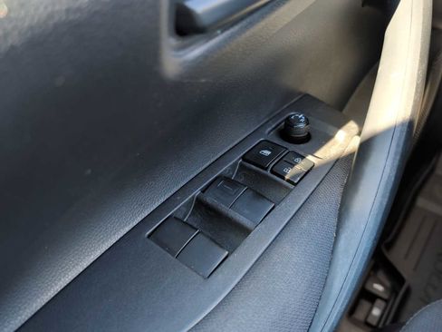 Used 2024 Toyota Corolla LE image 14