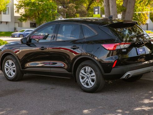 Used 2020 Ford Escape S image 7