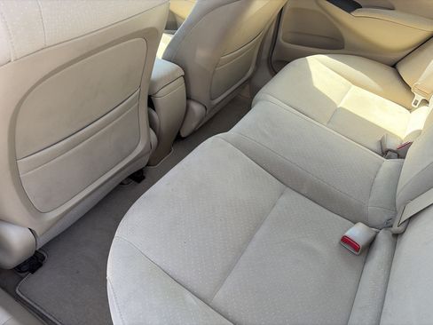 Used 2007 Honda Civic Hybrid Sedan image 15