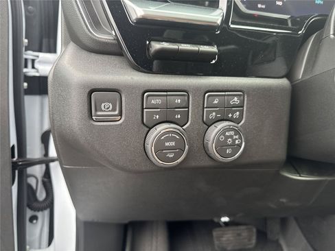New 2026 Chevrolet Silverado 1500 High Country AWD/4WD image 20