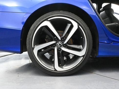Used 2018 Honda Accord Sport image 13