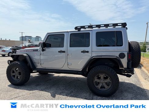 Used 2018 Jeep Wrangler Unlimited Rubicon w/ Dual Top Group AWD/4WD image 5
