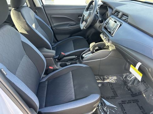 New 2025 Nissan Versa SV w/ Trunk Package image 9