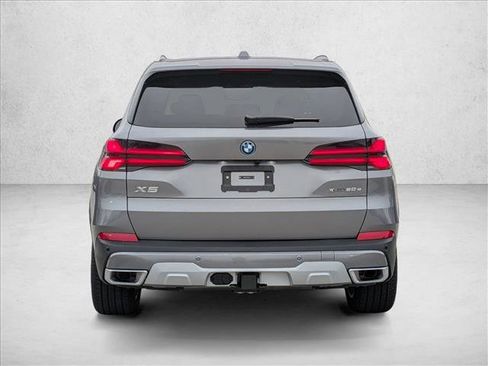 Used 2026 BMW X5 xDrive50e w/ Climate Comfort Package AWD/4WD image 8