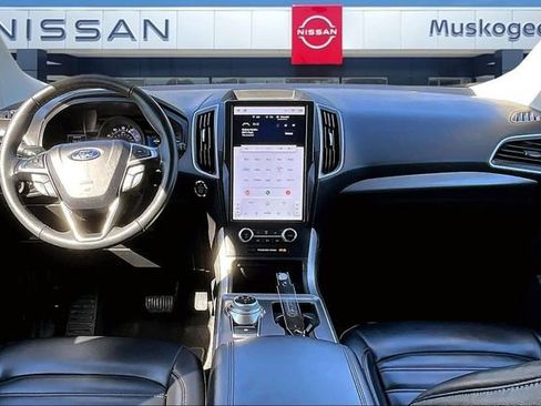 Used 2024 Ford Edge SEL image 7