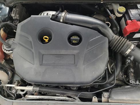 Used 2015 Ford Fusion SE w/ Equipment Group 202A FWD image 30