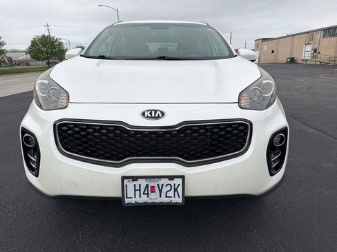 Used 2017 Kia Sportage EX image 2