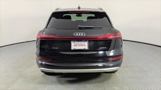 Used 2022 Audi e-tron Premium Plus w/ Premium Plus Package AWD/4WD image 6