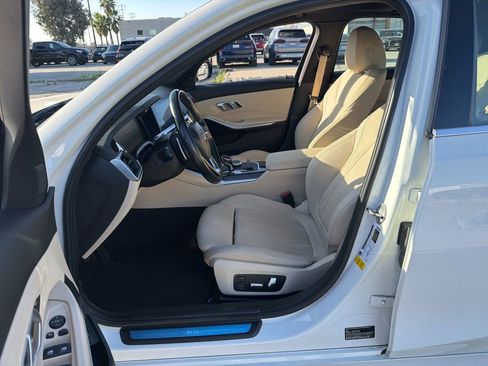 Used 2021 BMW 330i 330i w/ Convenience Package image 18