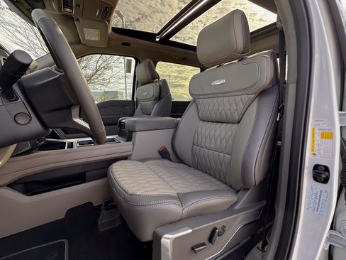 New 2026 Ford F350 Platinum w/ Platinum Plus Package image 27