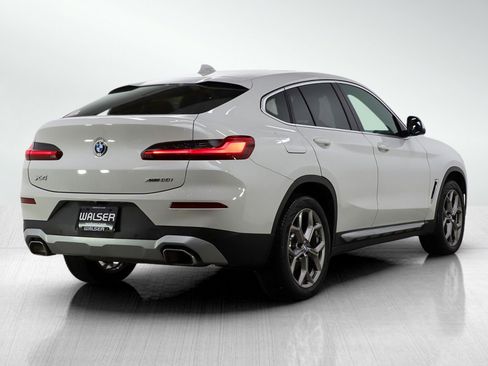 Used 2022 BMW X4 xDrive30i w/ Convenience Package image 5