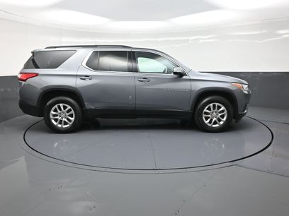 Used 2020 Chevrolet Traverse LT w/ LPO, Black Accent Package