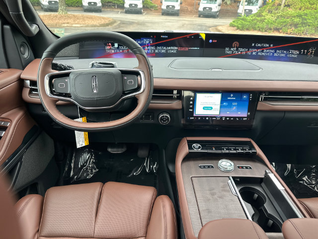 New 2026 Lincoln Navigator L Reserve AWD/4WD image 23