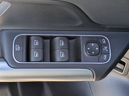 Used 2023 Mercedes-Benz GLA 250 4MATIC image 21