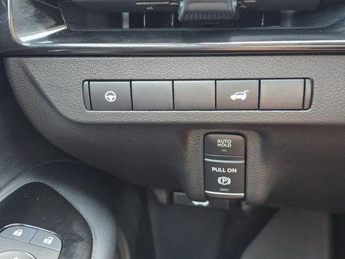 Used 2025 Nissan Murano SV AWD/4WD image 22