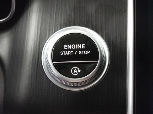 Used 2024 Mercedes-Benz S 500 4MATIC w/ AMG Line image 16
