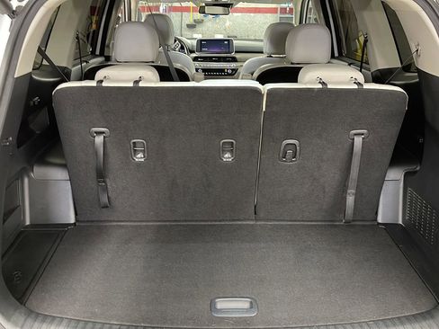 Used 2022 Kia Telluride EX w/ EX Premium Package image 7