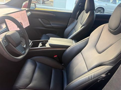 Used 2022 Tesla Model X AWD/4WD image 2